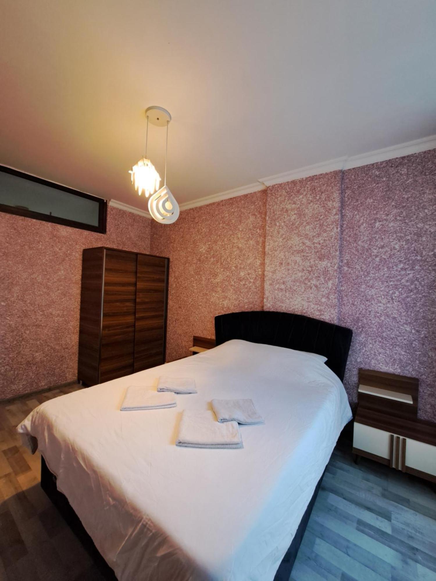 Karvi Hostel & Suites Batumi Exteriör bild