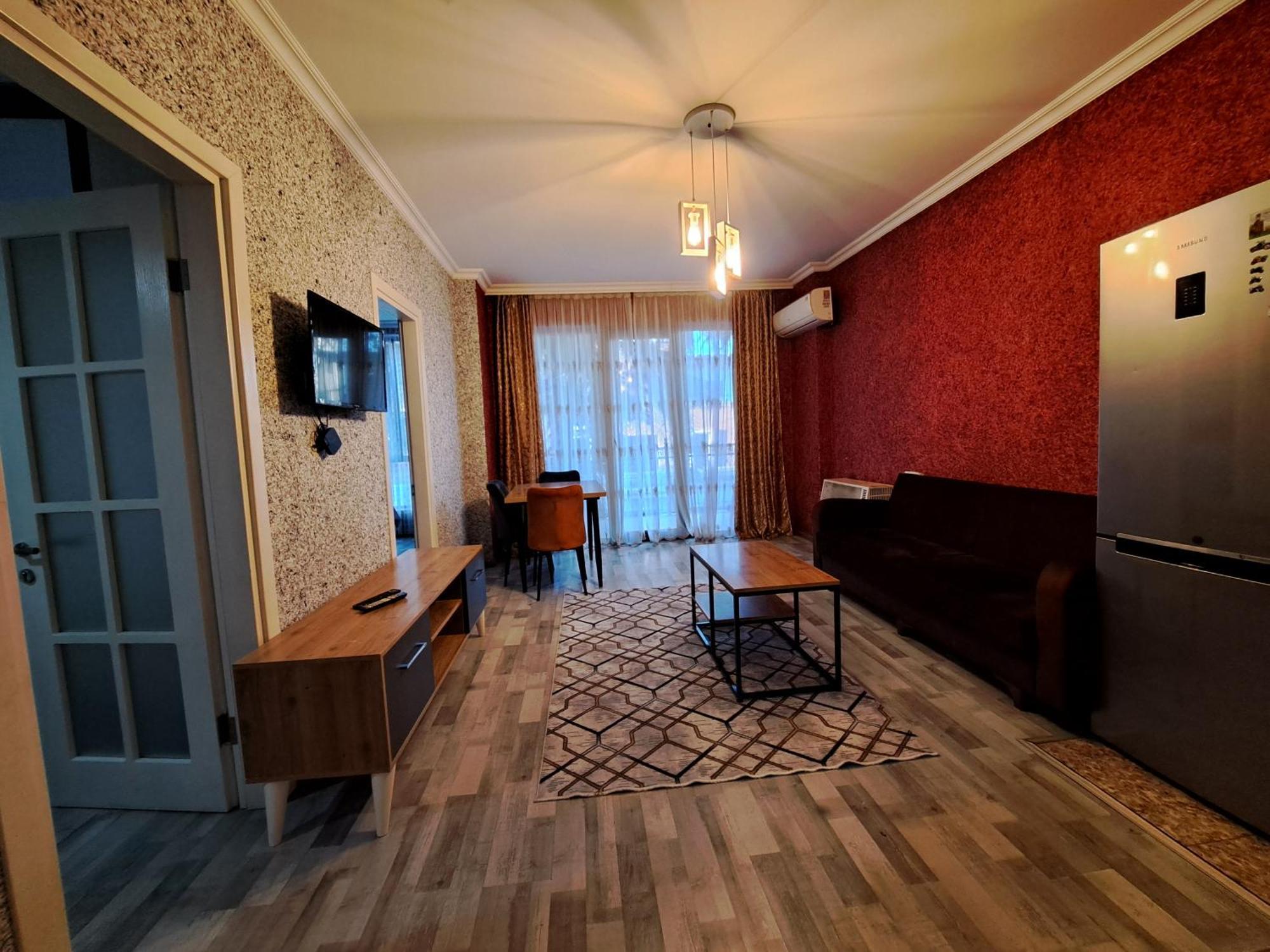 Karvi Hostel & Suites Batumi Exteriör bild