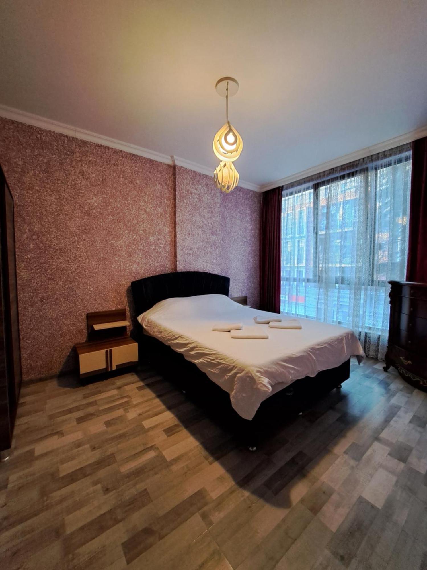 Karvi Hostel & Suites Batumi Exteriör bild
