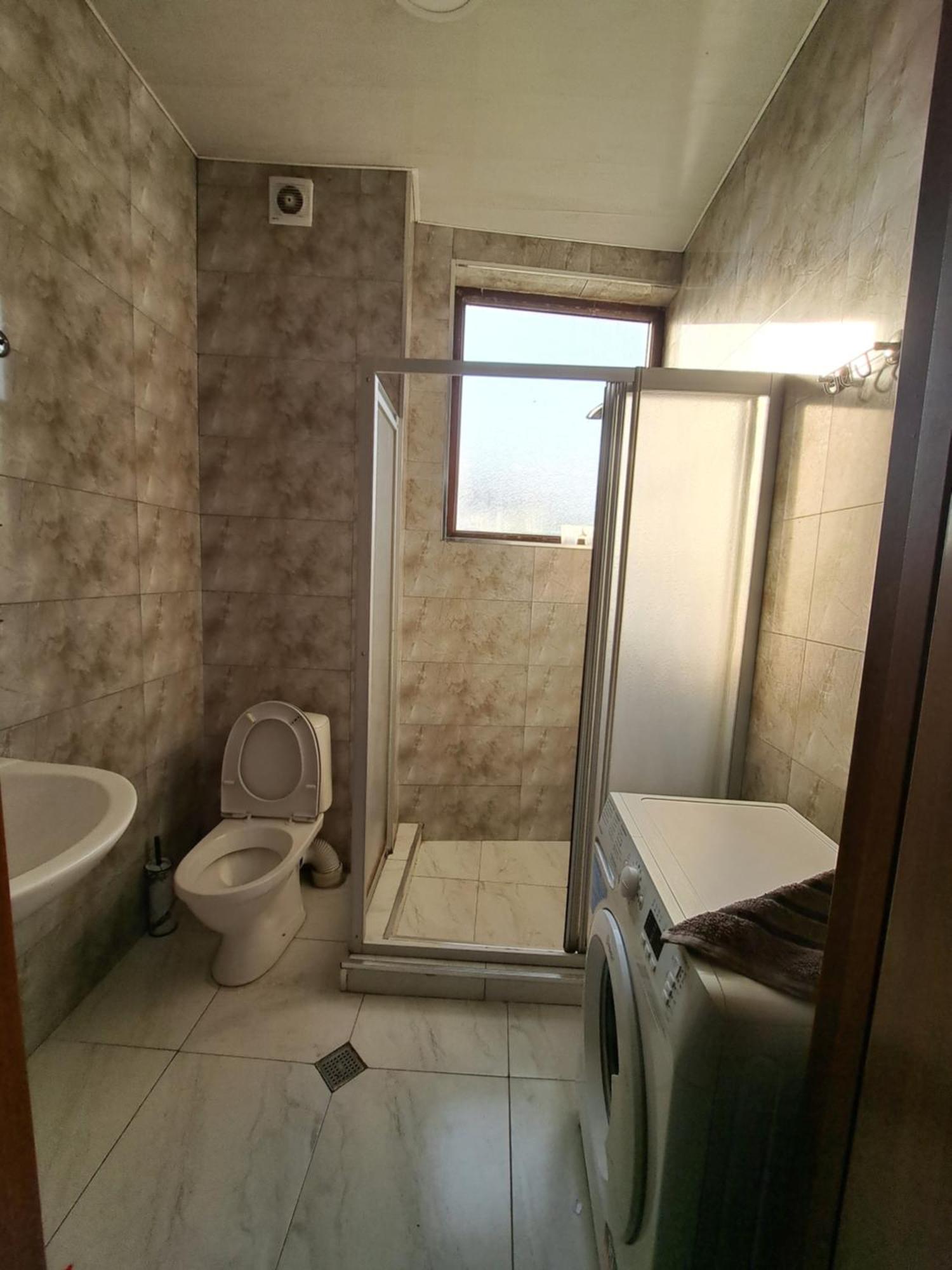 Karvi Hostel & Suites Batumi Exteriör bild
