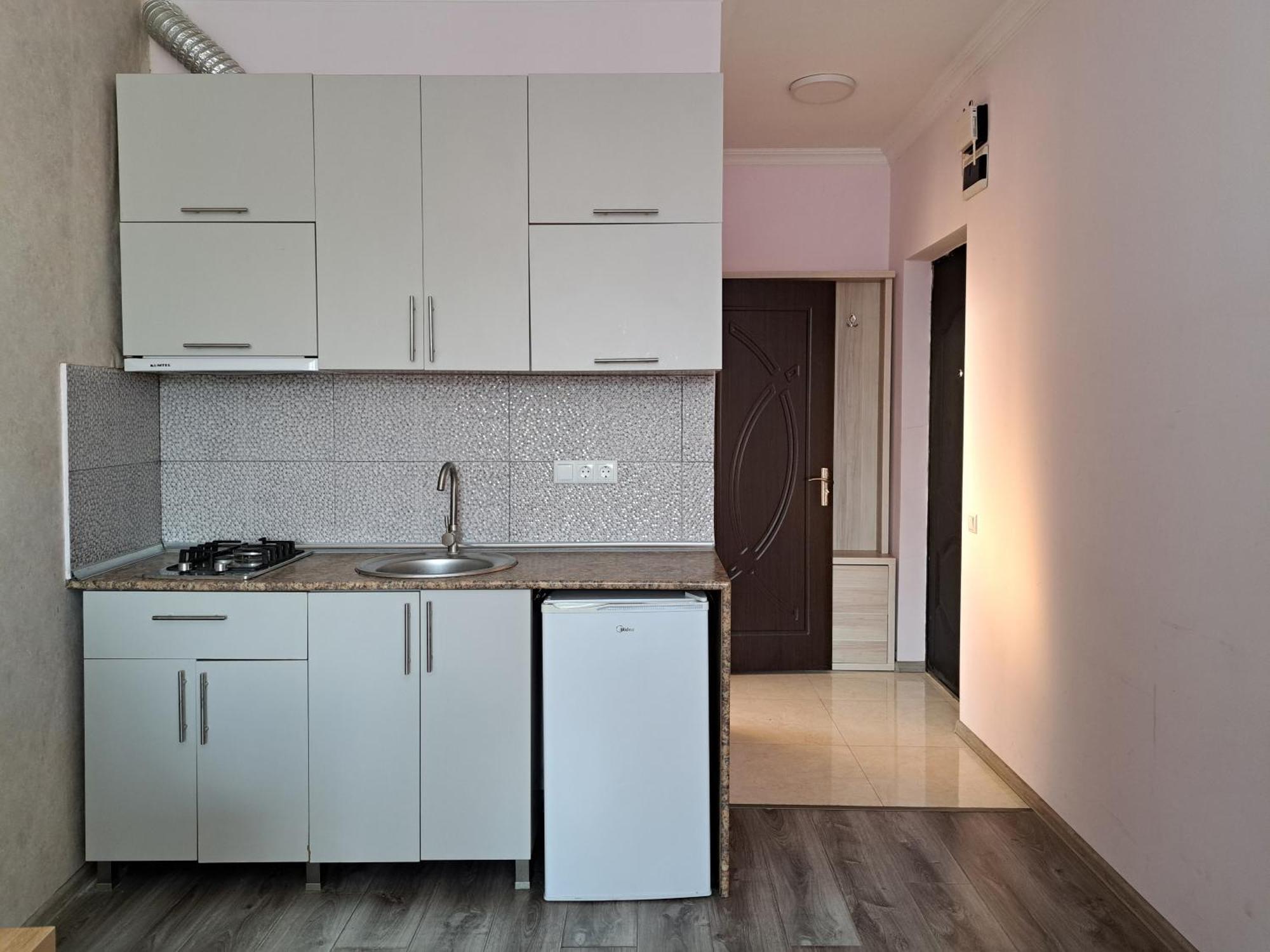 Karvi Hostel & Suites Batumi Exteriör bild